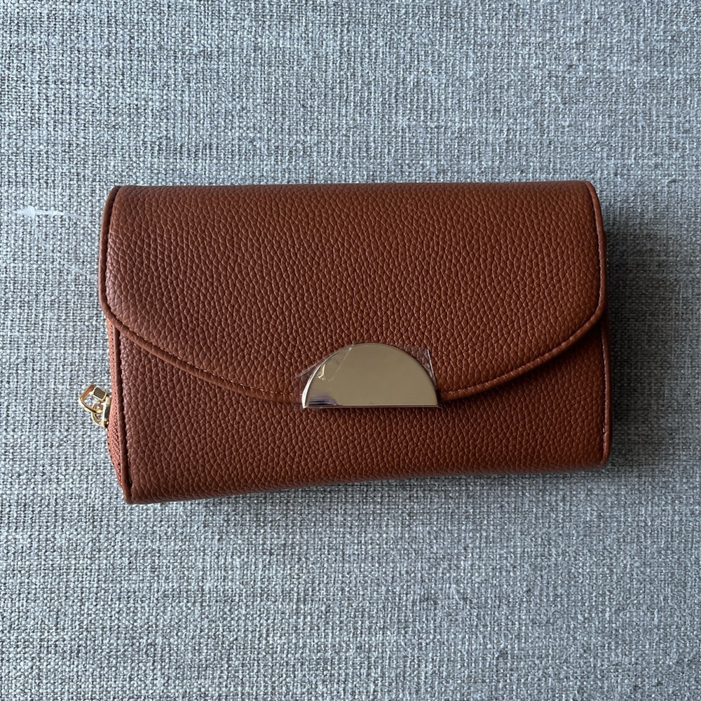 NWT Francesca’s Brown Leather Clutch/Wallet